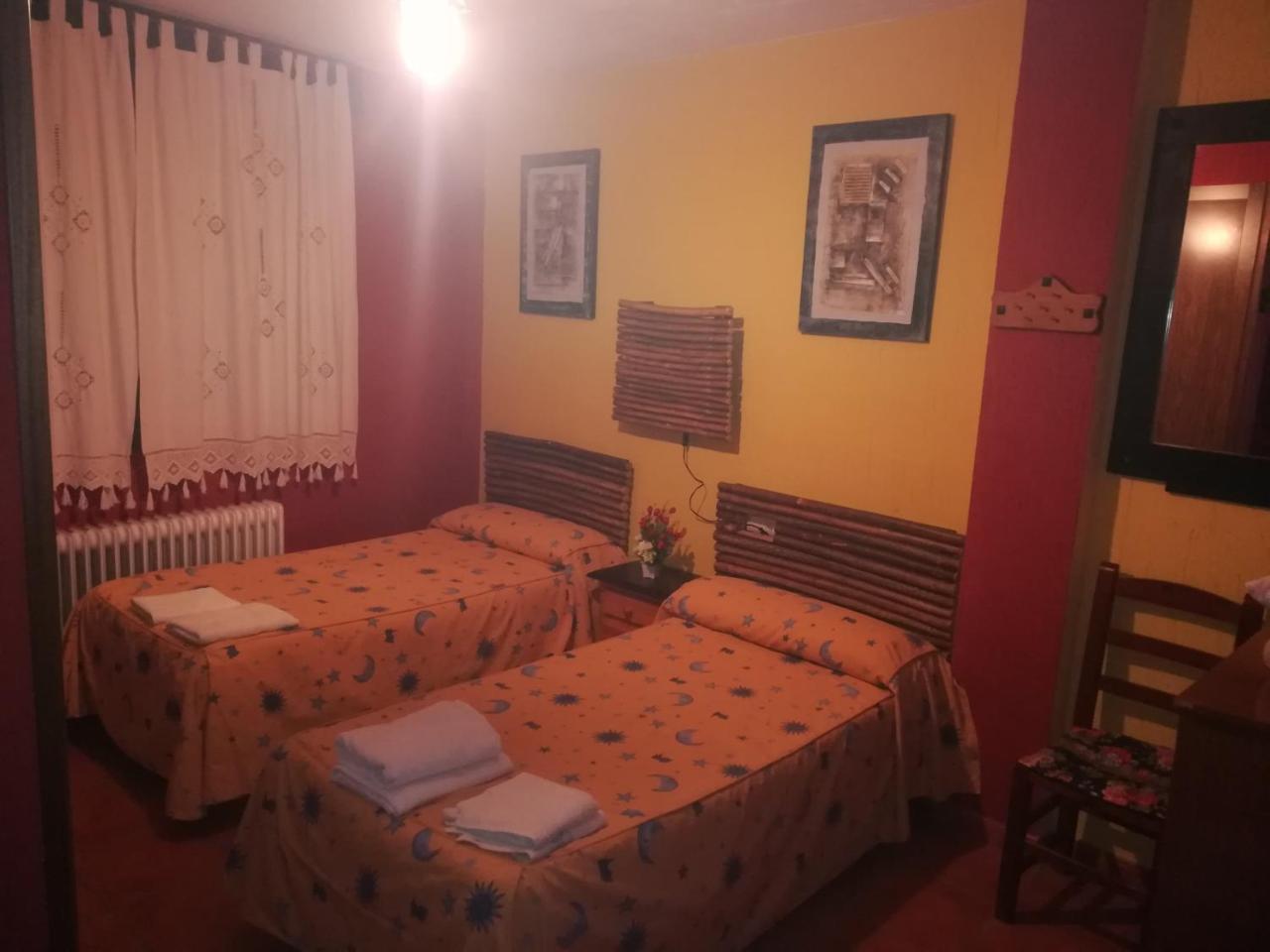 Buenache de la Sierra Fuente Del Gamellon旅馆 外观 照片